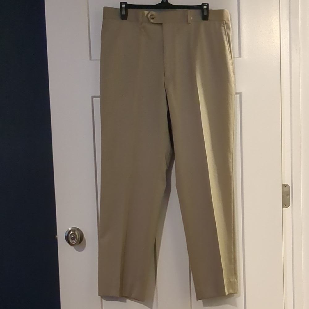 Madison Men's Khaki Chinos
